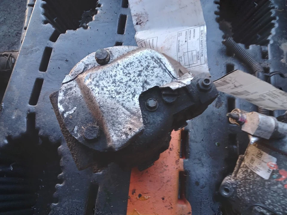 Used A/C Compressor fits: 2003 Ford Expedition  Grade C Foto 3 de 4