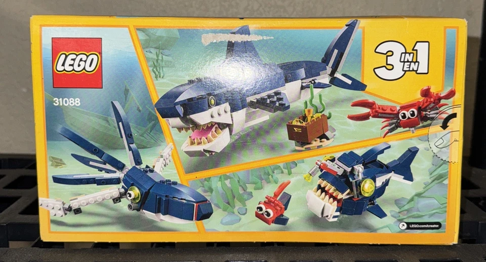 LEGO 31088 Creator Deep Sea Creatures 230 Pcs New in Box - Image 3 of 4