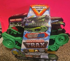Monster Jam Grave Digger Trax All-Terrain Outdoor Remote Control 1:14 Truck NEW