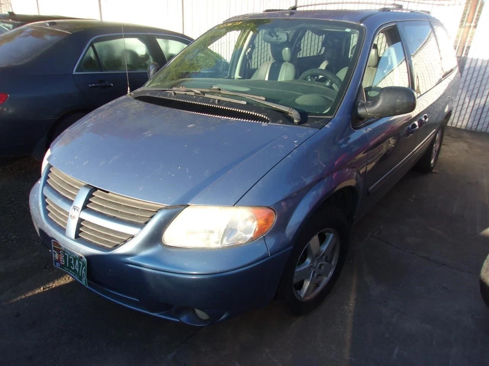 Door Handle Exterior Assembly Door Rear Painted Fits 01-07 CARAVAN 31003558 Foto 2 de 4