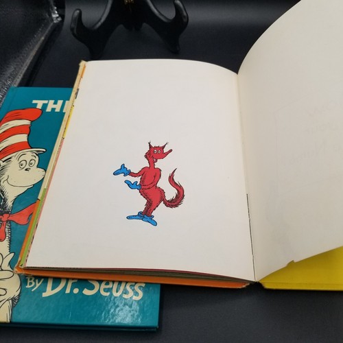 2 Dr. Seuss Books The Cat in A Hat & Fox in Socks Hardcover I Can Read Myself - Foto 16 di 19