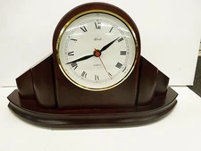 HANDCRAFTED STONEYBROOK MAHOGANY MANTEL CLOCK B1056