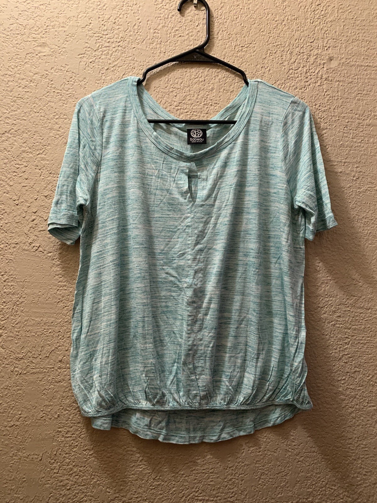 Mint Green knit top Women’s Size M Lightweight Flowy Soft Beach Casual Preowned