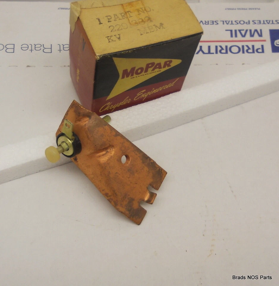 Nuevo de Lote Antiguo Mopar 1962-1966 Plymouth Valiant Dodge Dart Interruptor de Lámpara de Freno pn 2291382 Foto 3 de 3