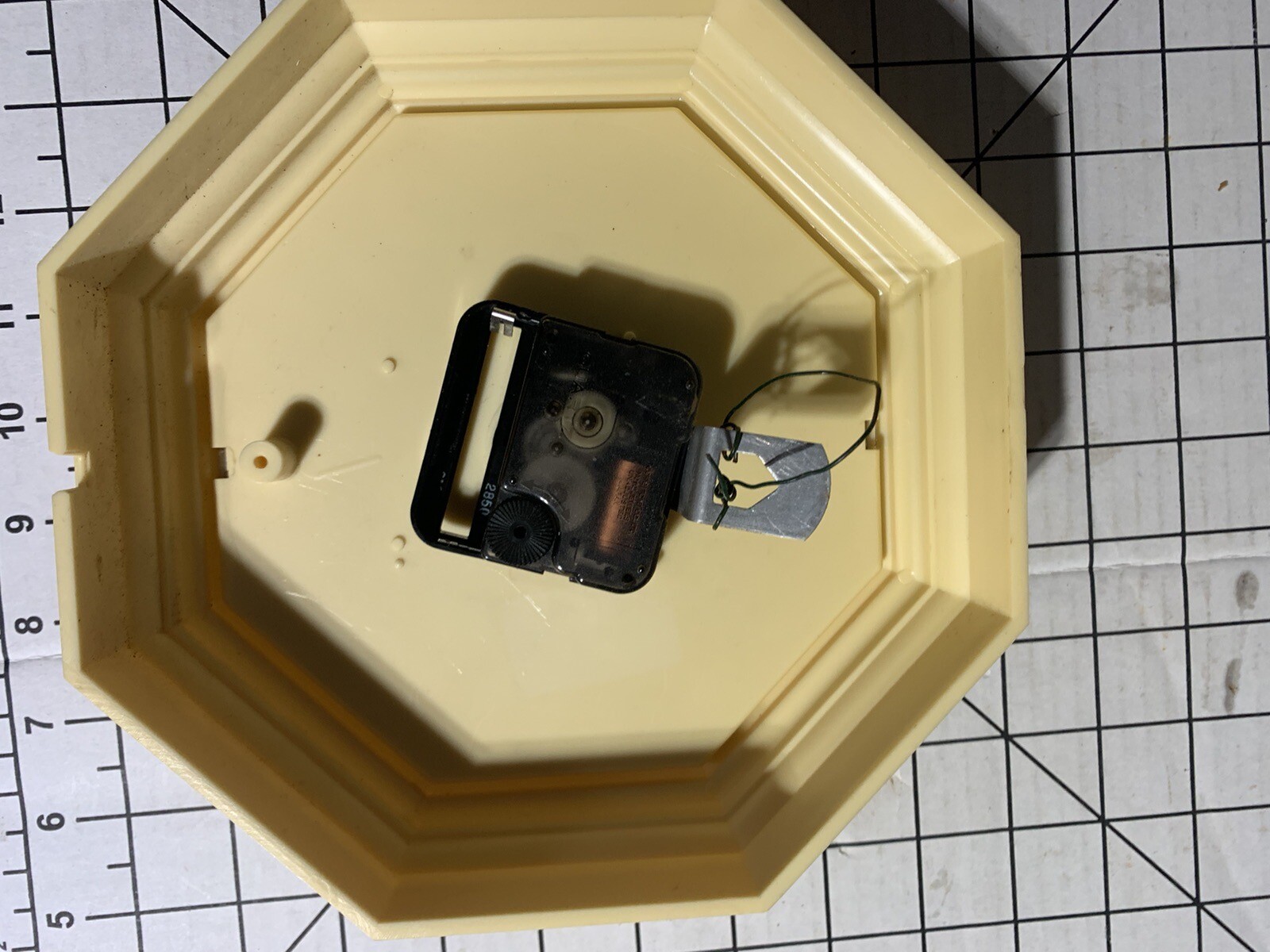 Spartus Octagon Wall Clock Brown WORKS B239