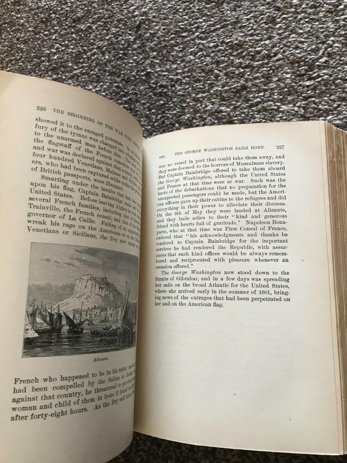 Foto 11 di 12