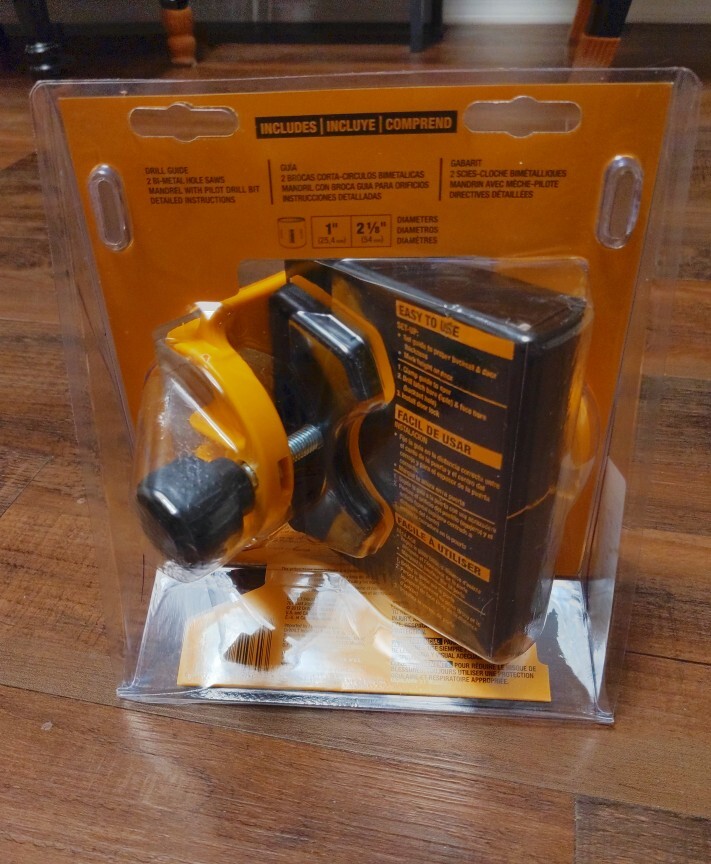 DeWalt Door Lock Installation Kit with 2 BiMetal Hole Saws for Wood or