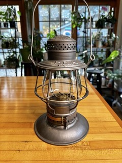 Pennsylvania Railroad Bell Bottom Lantern Original Cast Globe! PRR A&W