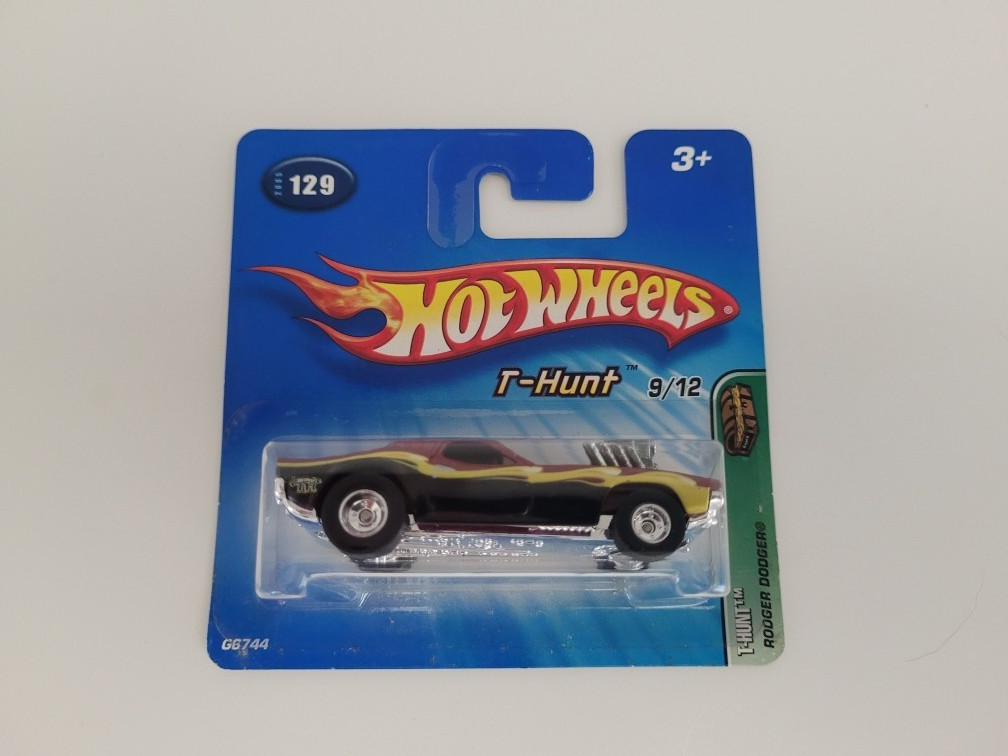 Hot Wheels 2005 Treasure T-Hunt  Rodger Dodger  Short Card