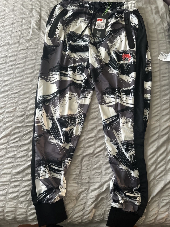 Venum Electron 3.0 Sudaderas con Capucha y Pantalones de Correr Venum Electron 3.0 Gris/Rojo Talla Pequeña Nuevos Foto 4 de 4