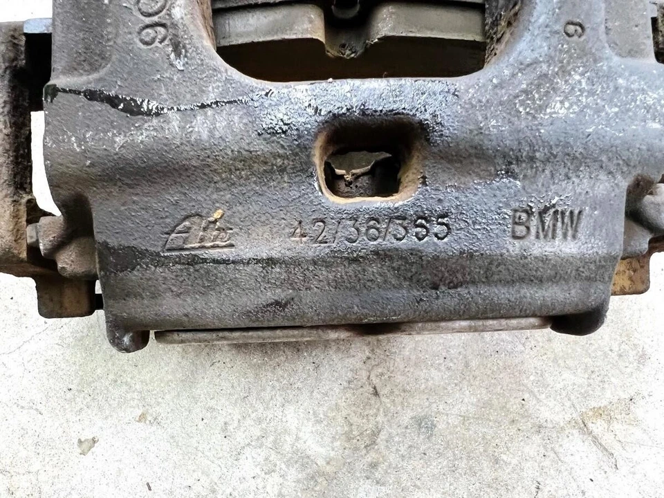 08-14 PINZA FRENO LADO DERECHO BMW X6M E71 PASAJERO DELANTERO OEM Foto 4 de 4