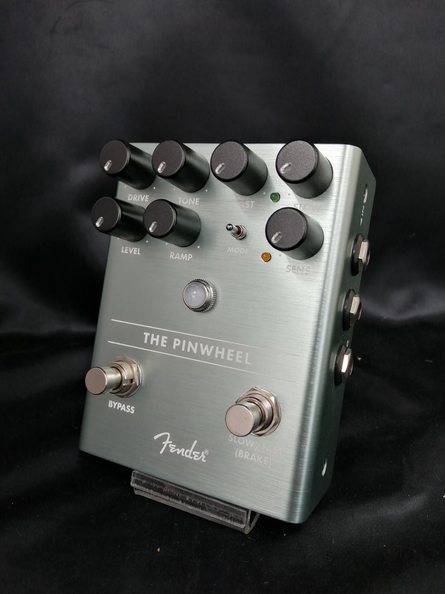 （美品）FENDER The Pinwheel エフェクター Fender The Pinwheel Rotary Speaker Emulator Effect Pedal