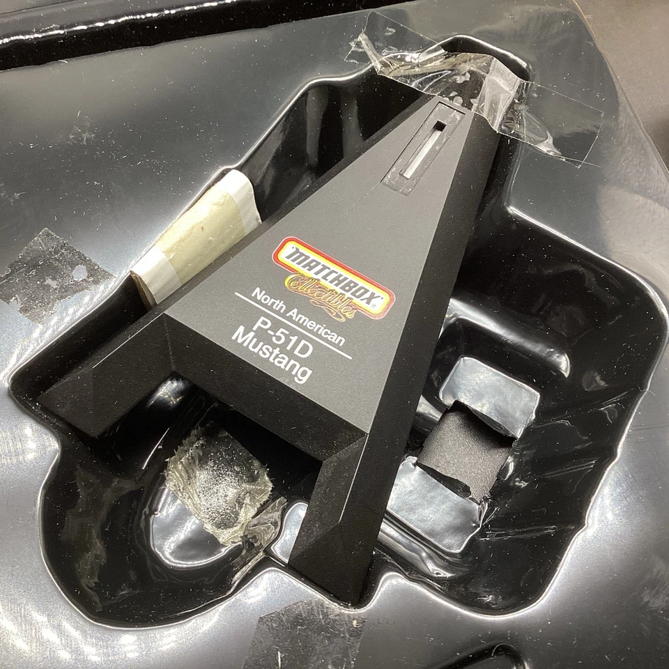 Matchbox Collectibles Platinum Edition Die Cast Fighter Plane Lot of 2 - Image 3 of 4