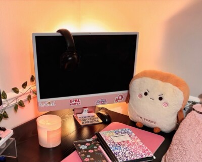 Apple iMac 24'' Apple M1. PINK