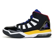 jordan max aura size 6