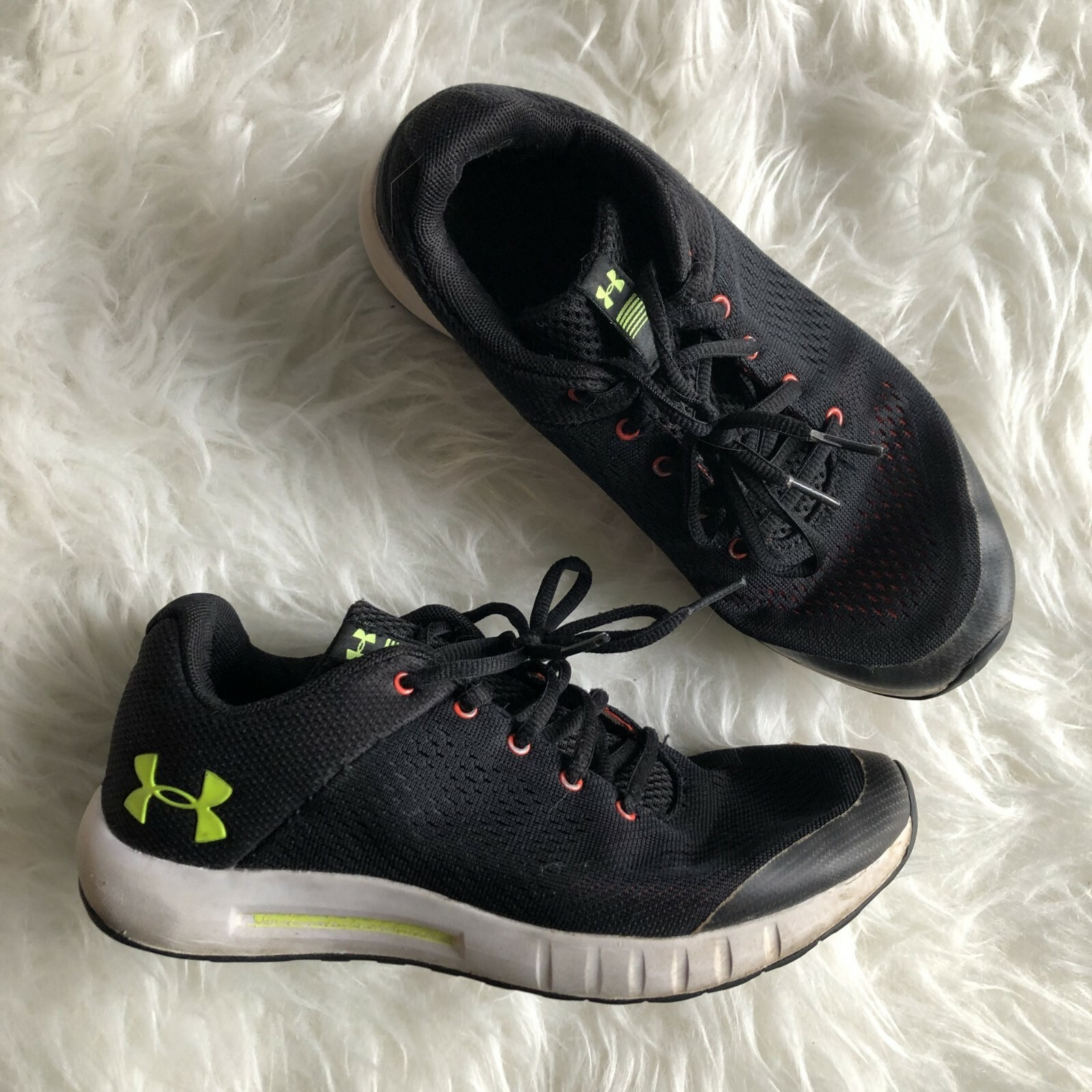 under armour school shoes