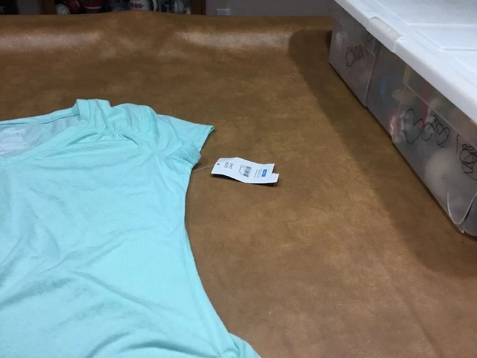 Camisa de manga corta Danskin Now para niños talla pequeña verde azulado Foto 3 de 4