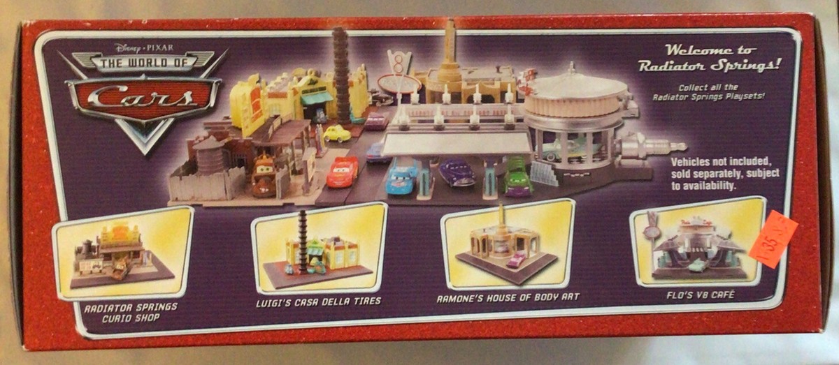 Disney Pixar Cars LUIGI'S CASA DELLA TIRES PLAYSET ToysRUs