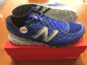 wide trail running shoes uk