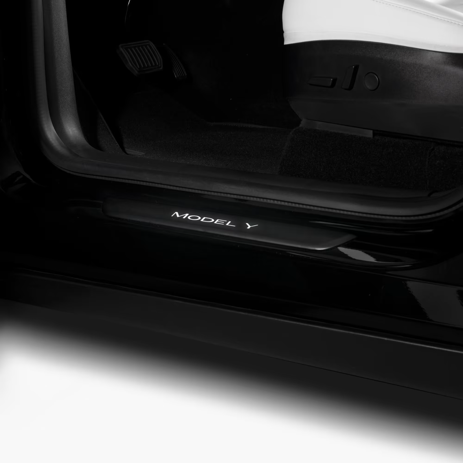 TESLA MODEL Y ILLUMINATED DOOR SILLS BRAND NEW FACTORY OEM-image