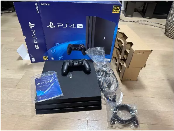 Sony PlayStation 4 PS4 Pro 1 TB Jet Black CUH-7200BB01 Game Console Full  Box F/S