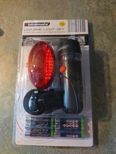 LED Bike Mate Bike Light Set Batteries Included Night Cycling Front & Rear NIB