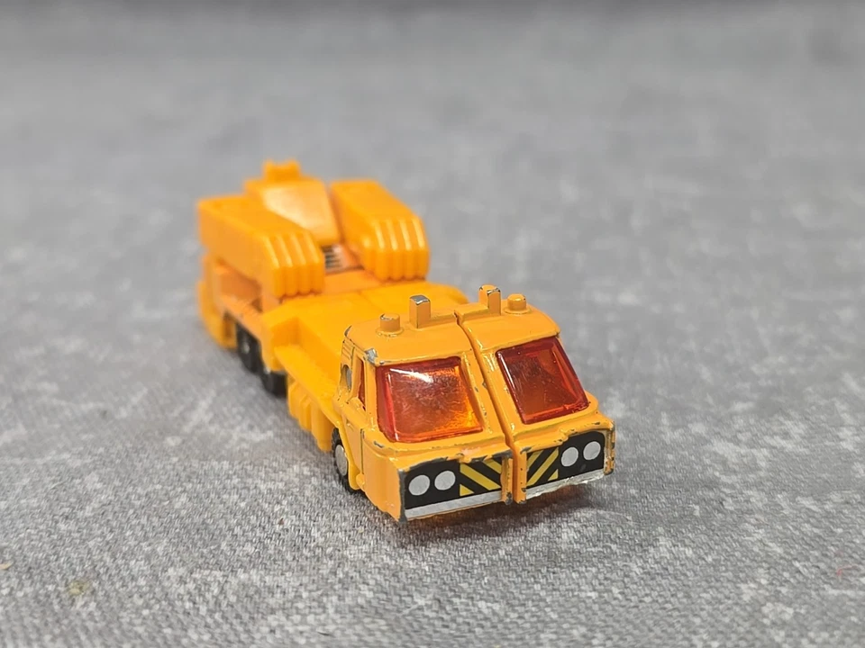 Vtg 1983 TRANSFORMERS Go Bots MR-24 Crane Hook Truck Bandai Japan gobots - Image 2 of 4