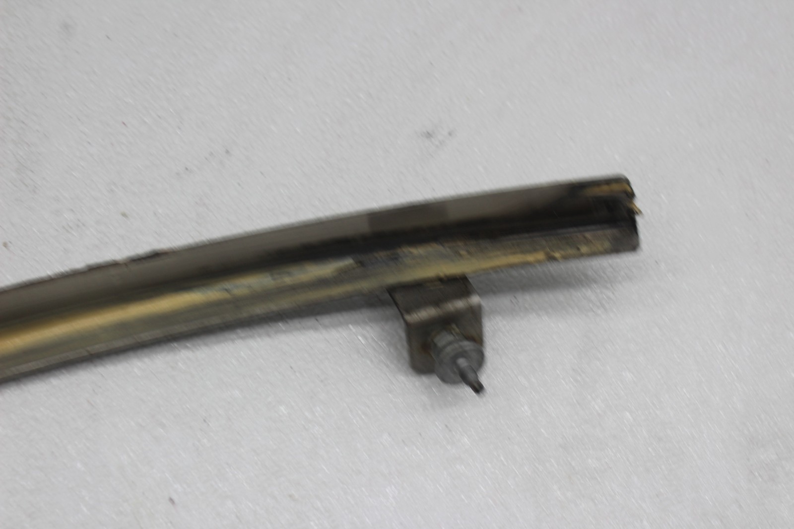 99-01 FERRARI 456 M DRIVER WINDOW GUIDE RAILS