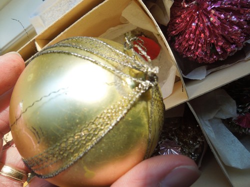 BOITE VINTAGE DE 3 - FIL ENVELOPPÉ & 3 - BROSSE BOUTEILLE ORNEMENTS DE NOËL 6 AU TOTAL - Photo 10/16