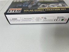 Solar Robots Educational Kit With 199 Easy -Built Pieces 12 Different Robots.