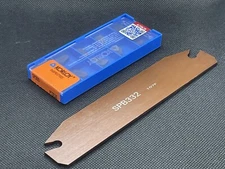 Korloy SP300 PC9030 (10 PCS) Carbide Cutoff Inserts with SPB 32-3 Parting Blade