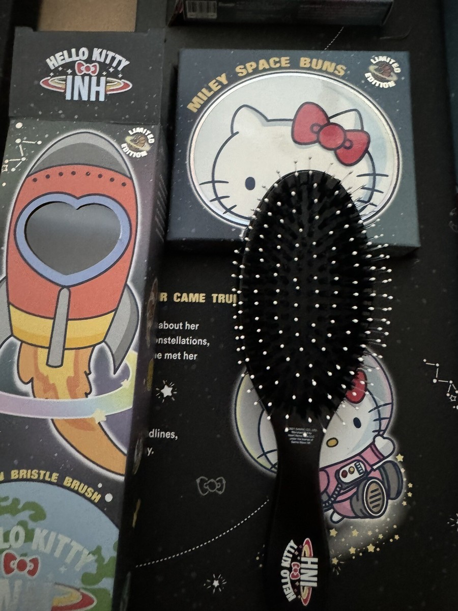 The Insert Name Here x Hello Kitty Hair Waver & Brush w/Space Bun