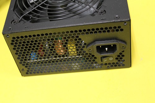MONTECH ALPHA GOLD 650 80+ GOLD 650W ATX DESKTOP PC Power Supply TG06-650 - Afbeelding 2 van 9