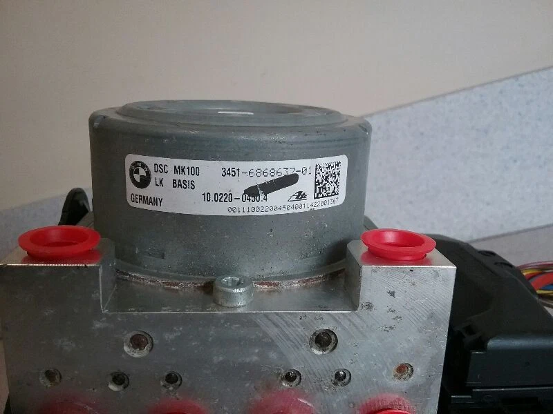 BMW 320i 2014-2018 ABS bomba actuador freno antibloqueo  Foto 2 de 3