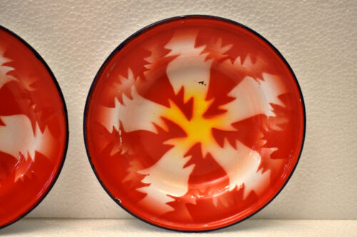 Vintage Enamelware Plates Set of 4 Red Starburst Pattern Rustic Kitchen Decor - Picture 4 of 7