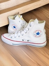 Converse All Star Chuck Taylor high top Size: 5 Men  s/ Women  s 7 /Color White