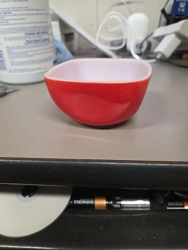 Vintage Pyrex Red 407 Square Ovenware 7oz Bowl, 2" X 3.5", Made In USA