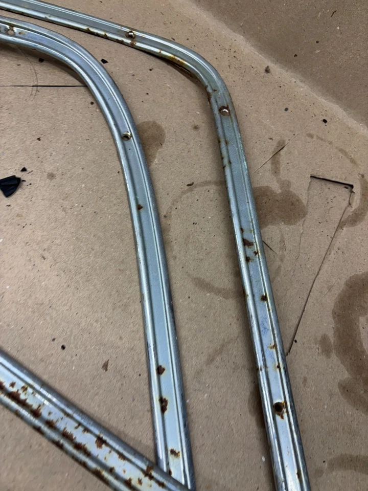 1973 1978 年 1979 年 78 福特 f150 f250 拾音器内部头条衬里装饰 RUSTY — 第 4/4 张图片