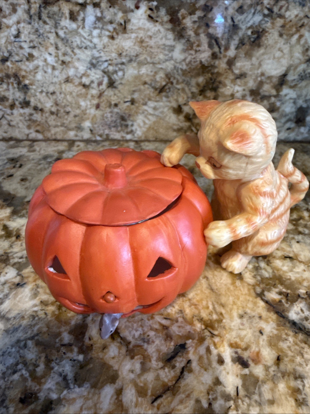 Vintage Ceramic Pumpkin Jack-O-Lantern With A Cat And Mouse