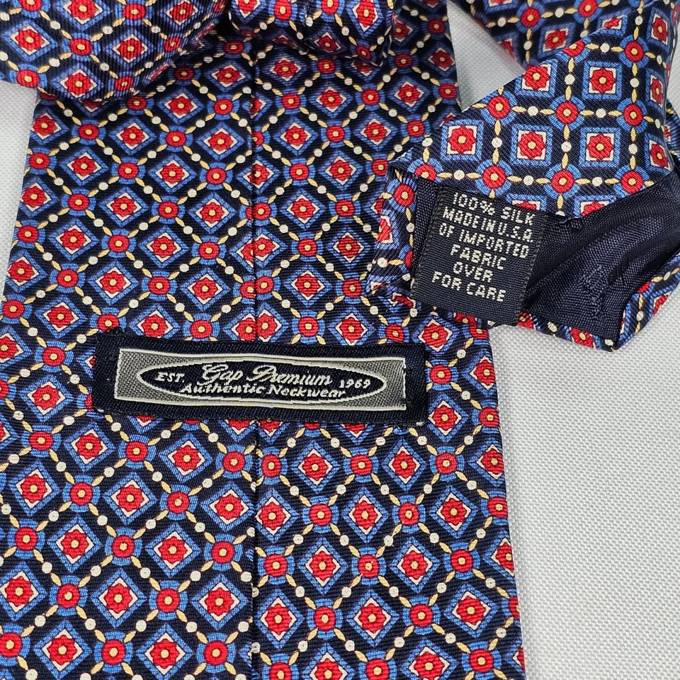 Corbata para hombre Gap Premium seda auténtica roja azul geométrica 100 % seda Foto 2 de 3