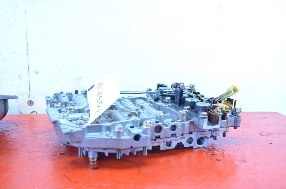 04-05 MAZDA RX-8 CUERPO DE VÁLVULA DE TRANSMISIÓN AUTOMÁTICA OEM Foto 3 de 4