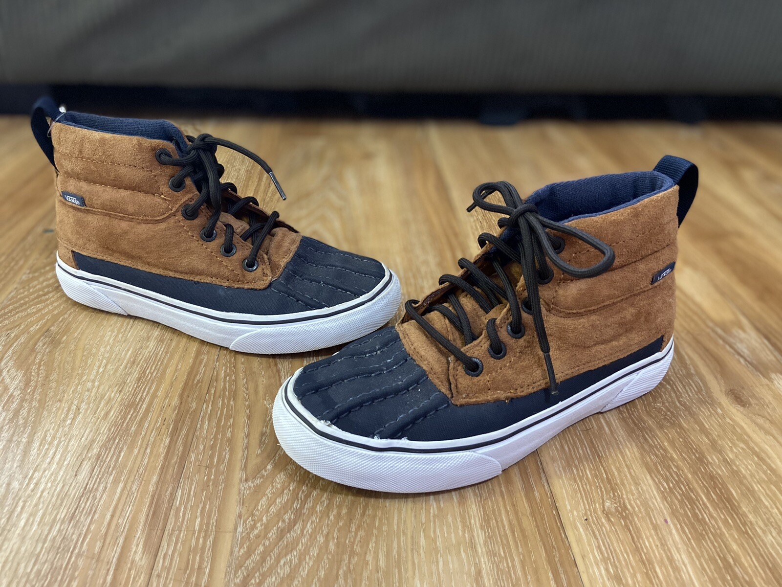 vans high top authentic