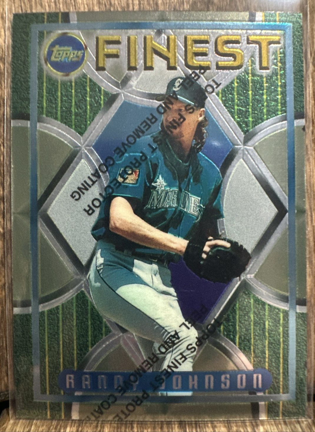 1995 Topps Finest #76 Randy Johnson w/ Coating - Seattle Mariners