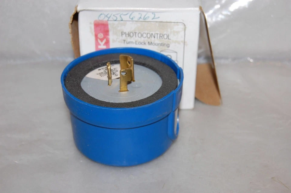 Tork Photoelectric Turn Lock 2007 - Image 3 of 4