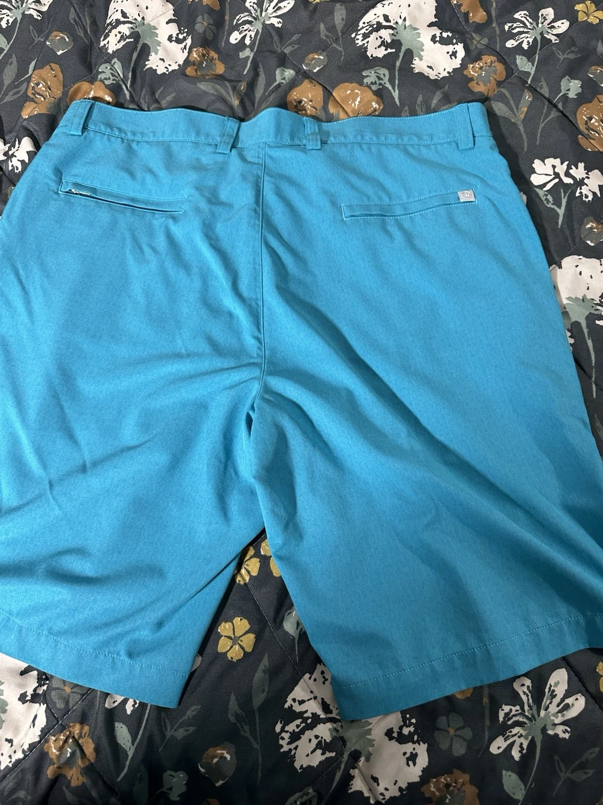 Peter Millar 35 Golf Shorts Beige Quick Dry Summer Comfort Stretch Wicking