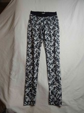 Nike Pro Leggings Womens S Black Gray Digital Pixel Camo Activewear Athletic