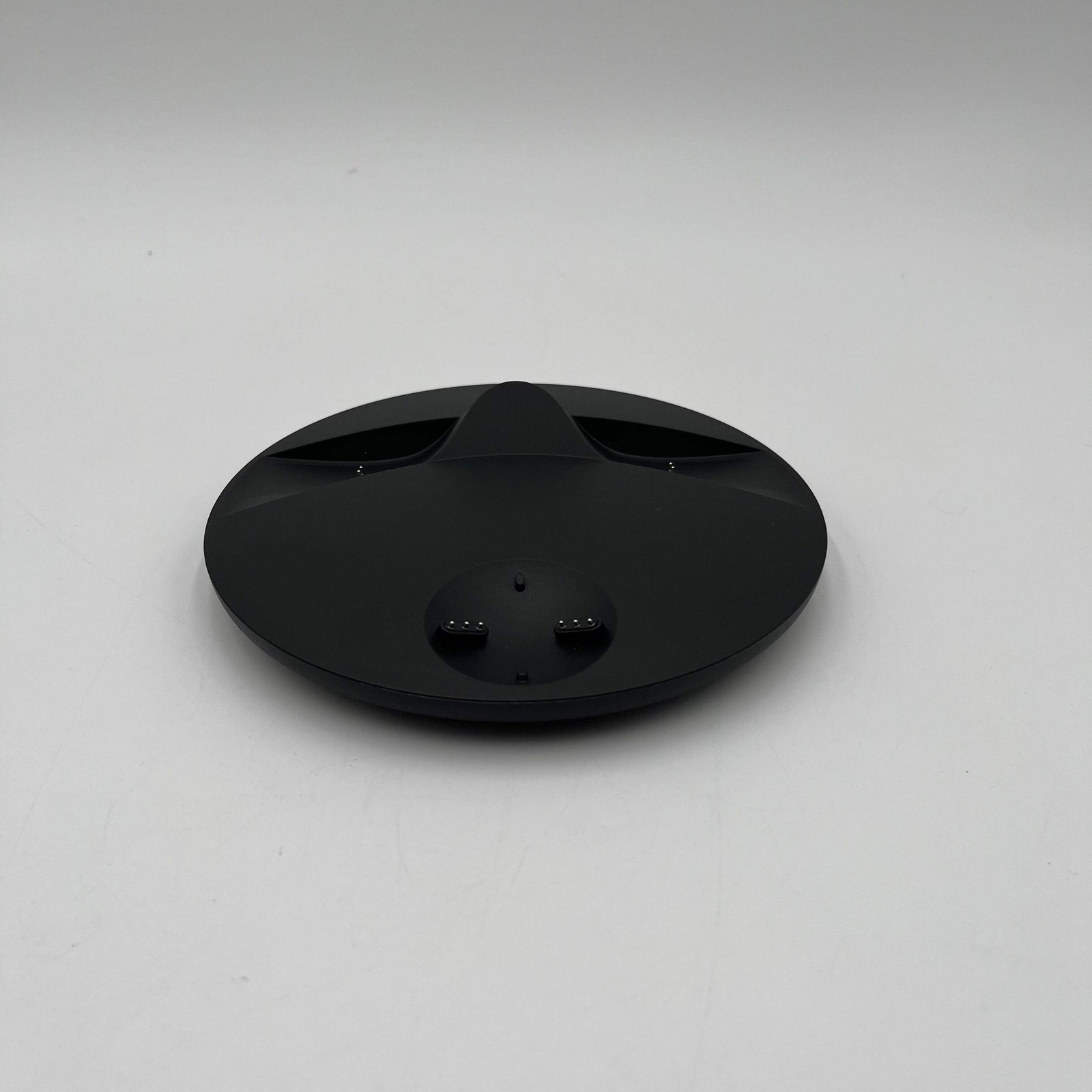 Meta Quest Pro Headset and Charging Dock Black Used