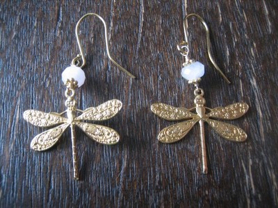 reizende Ohrringe Hänger Chandeliers Libelle Dragonfly Dige Designs 18 ct Scandi