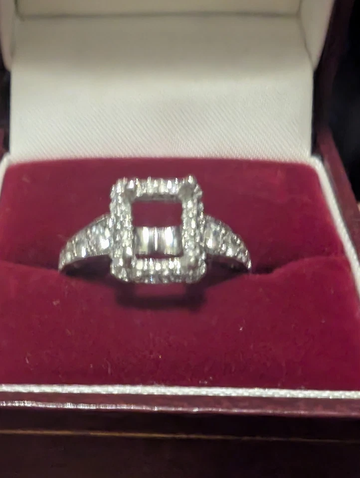 Anillo de compromiso semi-montaje platino TACORI Blooming Beauties HT 2520 EC 8,5 X 6  Foto 4 de 4