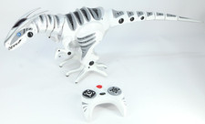 WowWee Roboraptor RC Robot Dinosaur 32 Remote Control Interactive Toy 2005